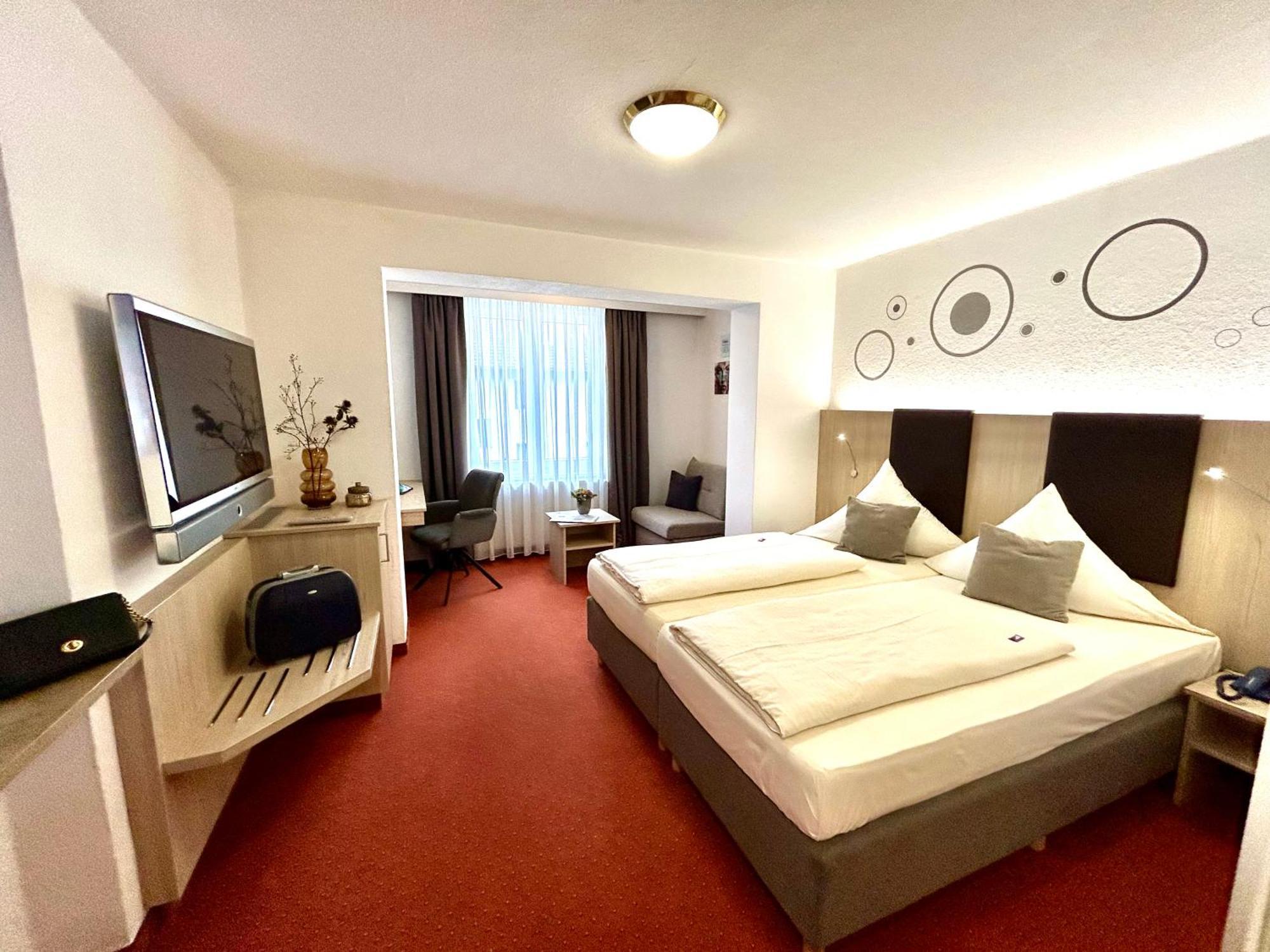 Wuermtaler Gaestehaus Grafelfing Bagian luar foto